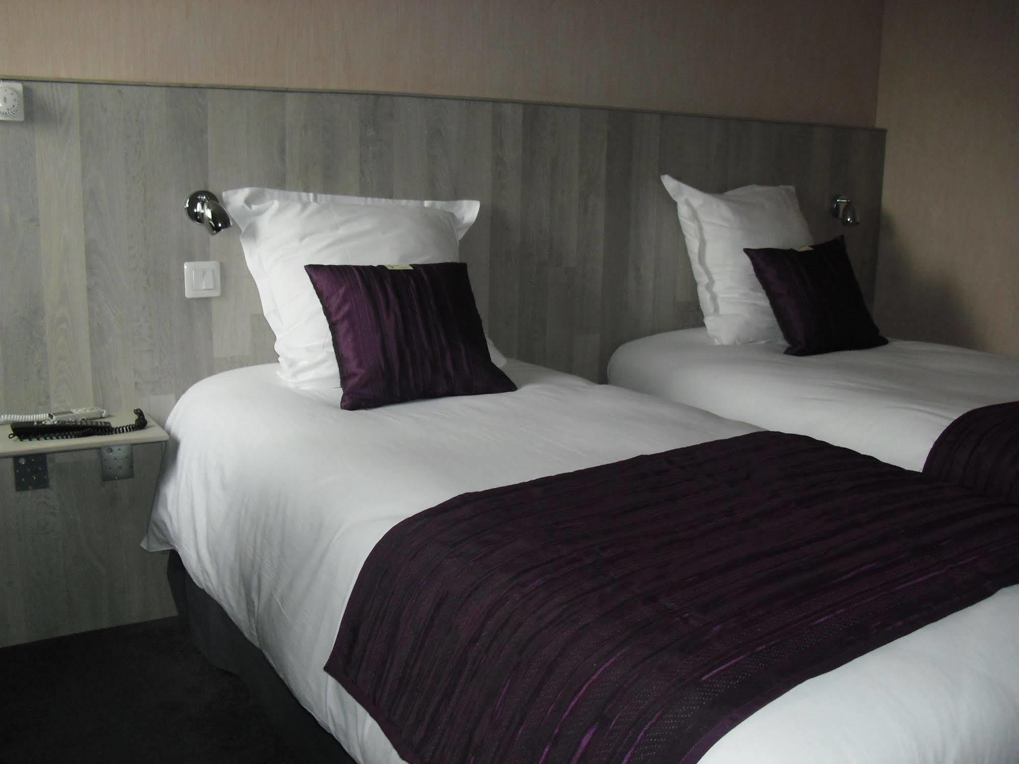 Brit Hotel Dak Hotel Avallon Eksteriør bilde
